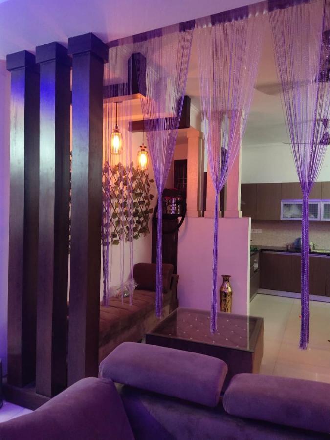 Own Stay New Delhi Eksteriør bilde