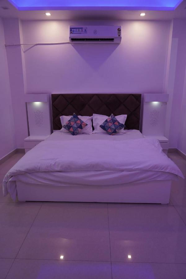 Own Stay New Delhi Eksteriør bilde