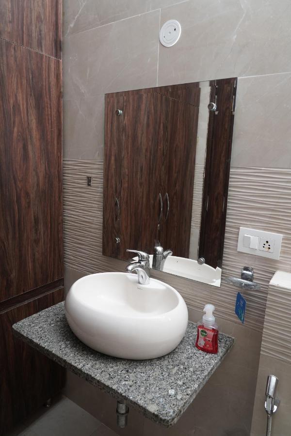 Own Stay New Delhi Eksteriør bilde