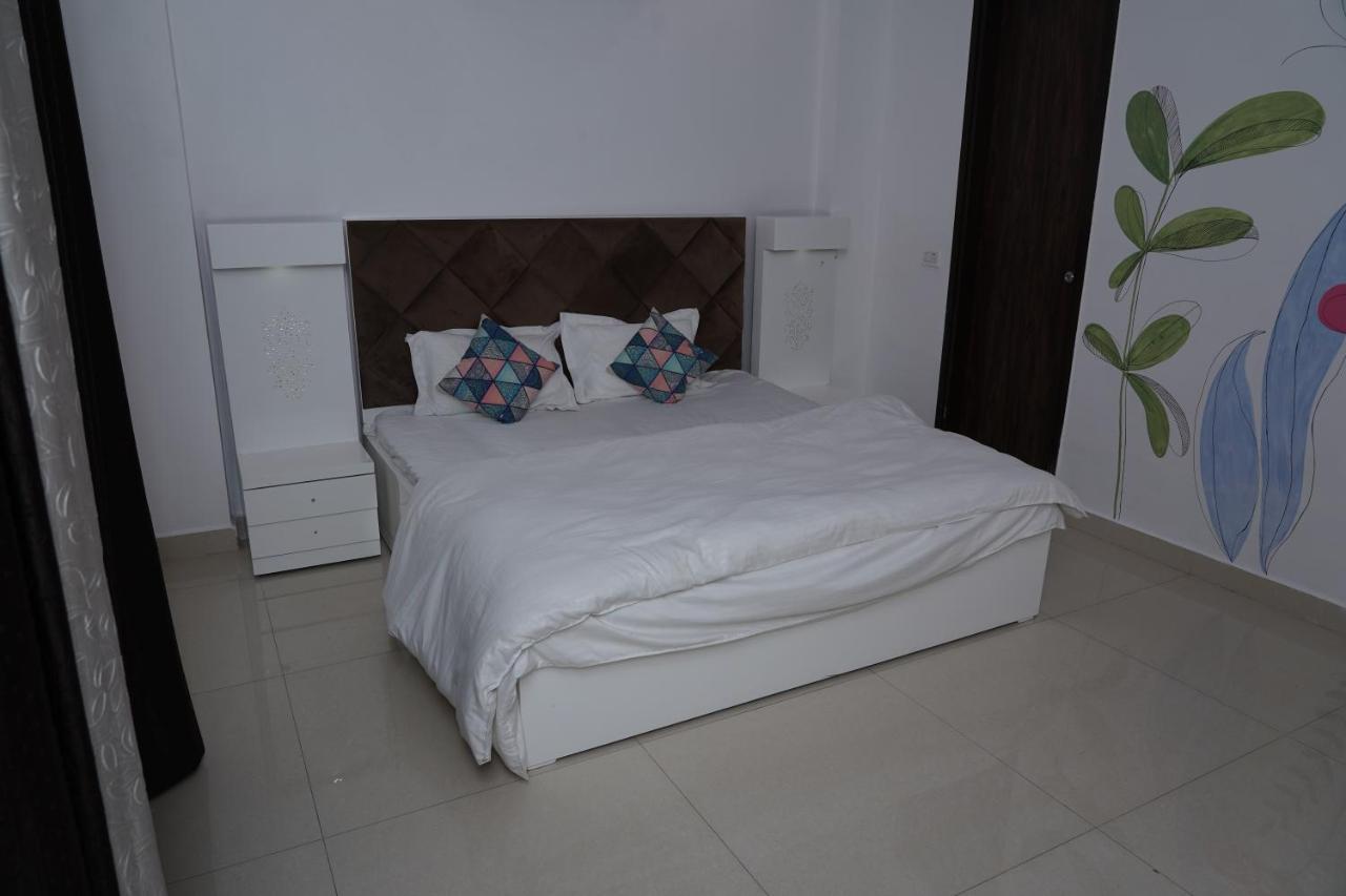 Own Stay New Delhi Eksteriør bilde